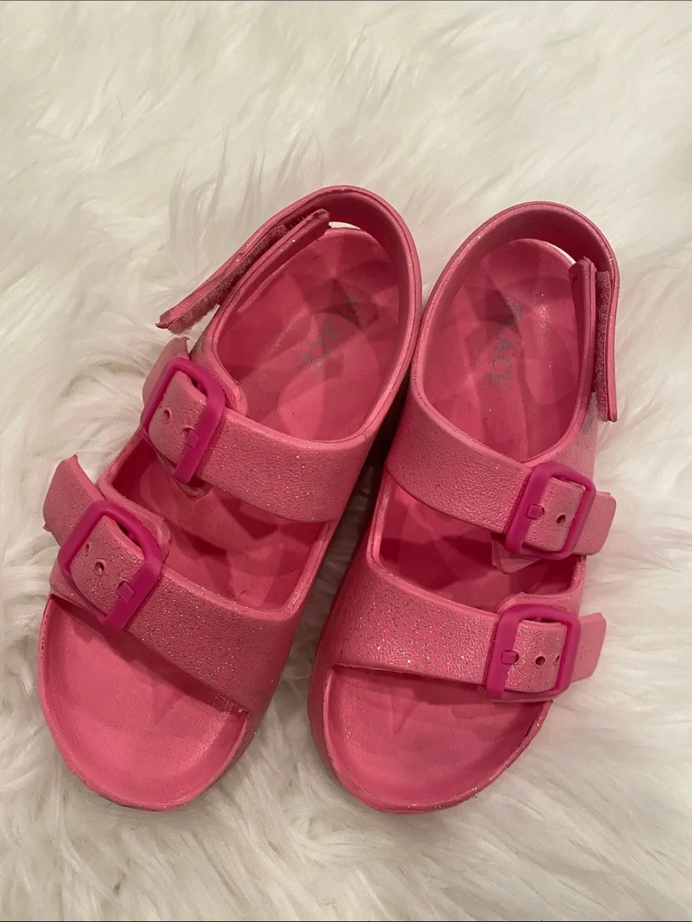 Children’s Place Adjustable Pink Glitter Buckle Sandals sz 10